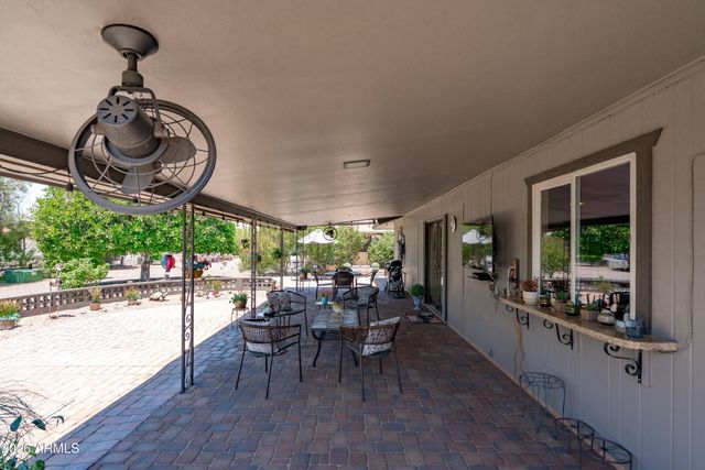 9329 W BRIARWOOD Circle N, Sun City, AZ 85351