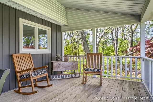 6375 Bauer Road, Hudsonville, MI 49426