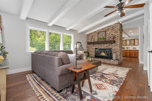 6375 Bauer Road, Hudsonville, MI 49426