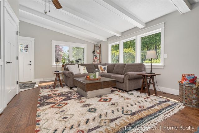 6375 Bauer Road, Hudsonville, MI 49426