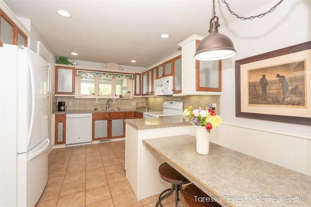 6375 Bauer Road, Hudsonville, MI 49426