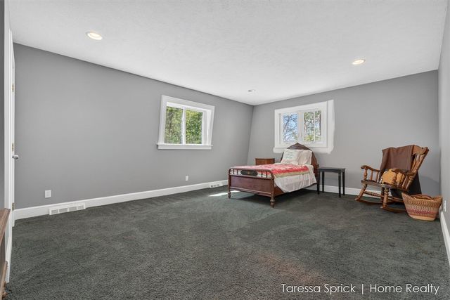 6375 Bauer Road, Hudsonville, MI 49426