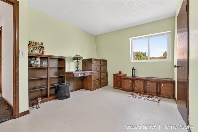 6375 Bauer Road, Hudsonville, MI 49426