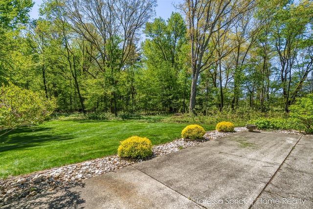 6375 Bauer Road, Hudsonville, MI 49426