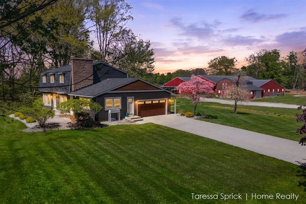 6375 Bauer Road, Hudsonville, MI 49426