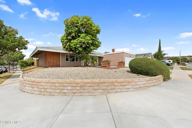 2125 Yosemite Avenue, Simi Valley, CA 93063