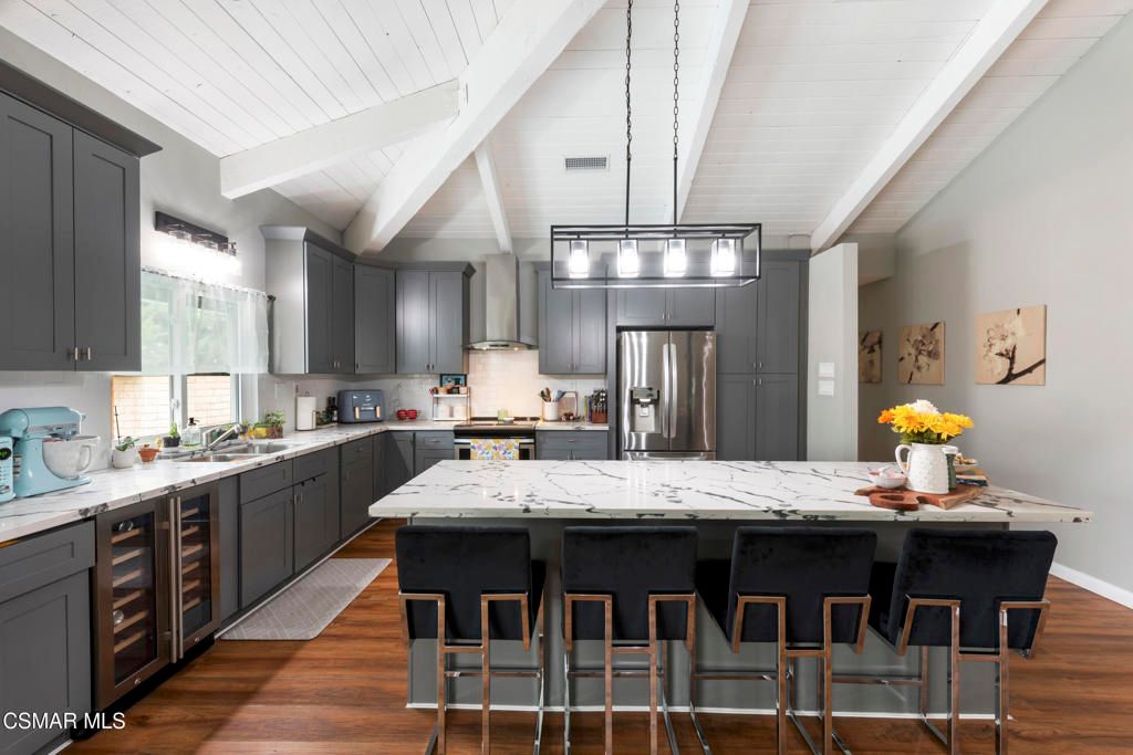 2125 Yosemite Avenue, Simi Valley, CA 93063