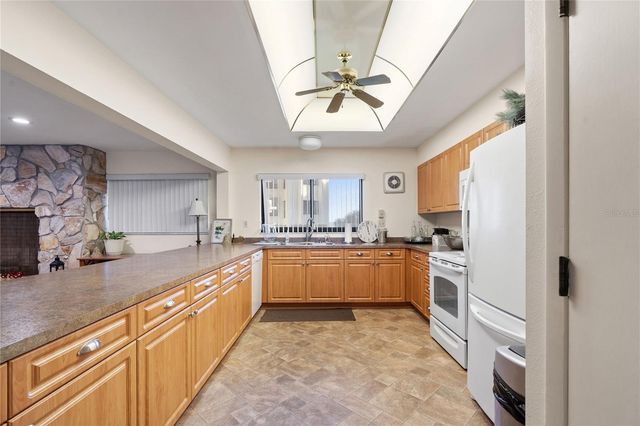 120 1ST STREET E 108, Tierra Verde, FL 33715