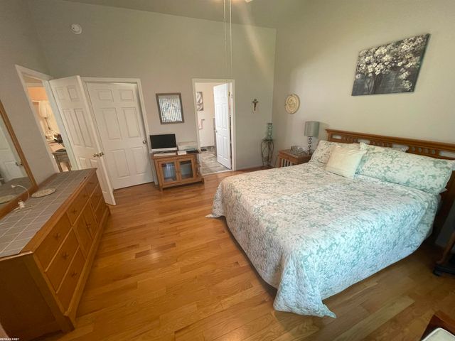 41173 Chancellor Court, Clinton Township, MI 48038