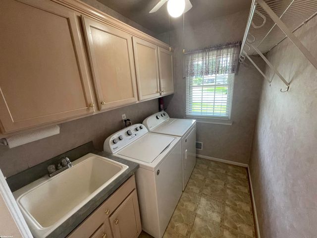 41173 Chancellor Court, Clinton Township, MI 48038