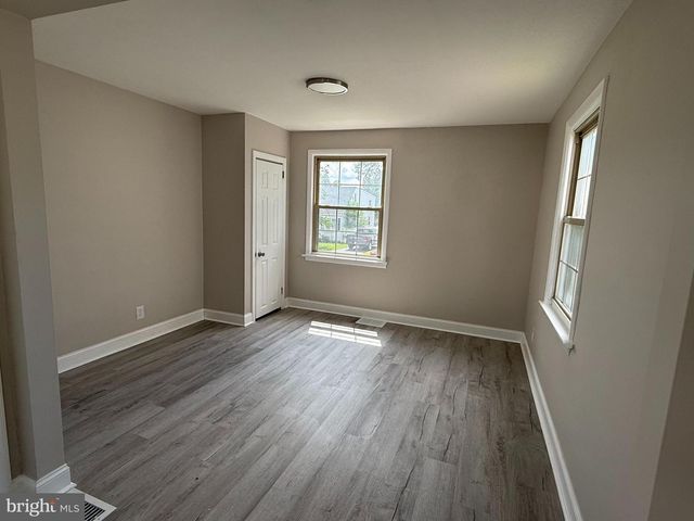 1004 HIGHLAND AVE, Glendora, NJ 08029