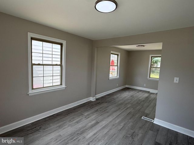 1004 HIGHLAND AVE, Glendora, NJ 08029