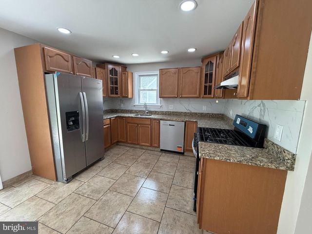 1004 HIGHLAND AVE, Glendora, NJ 08029