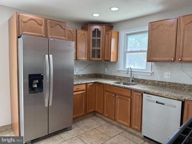 1004 HIGHLAND AVE, Glendora, NJ 08029