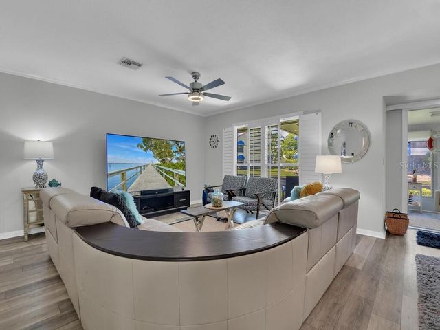 4263 ISLAND CIRCLE D, Fort Myers, FL 33919