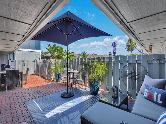 4263 ISLAND CIRCLE D, Fort Myers, FL 33919