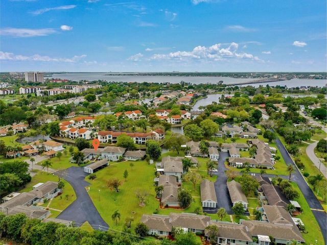 4263 ISLAND CIRCLE D, Fort Myers, FL 33919