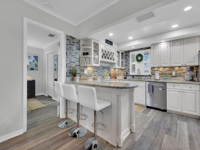 4263 ISLAND CIRCLE D, Fort Myers, FL 33919