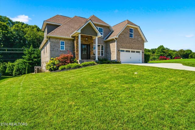 196 Zane Lane, Lenoir City, TN 37772