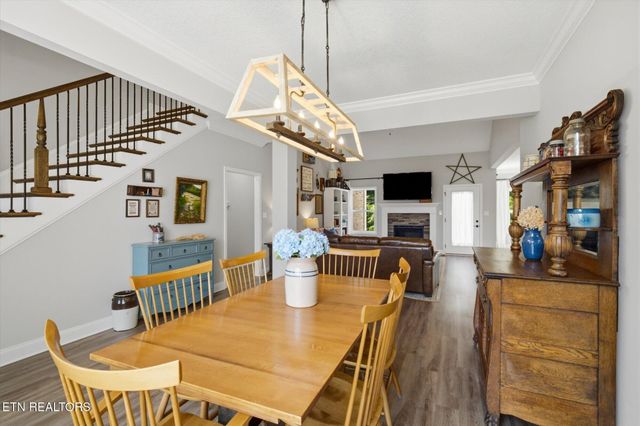 196 Zane Lane, Lenoir City, TN 37772