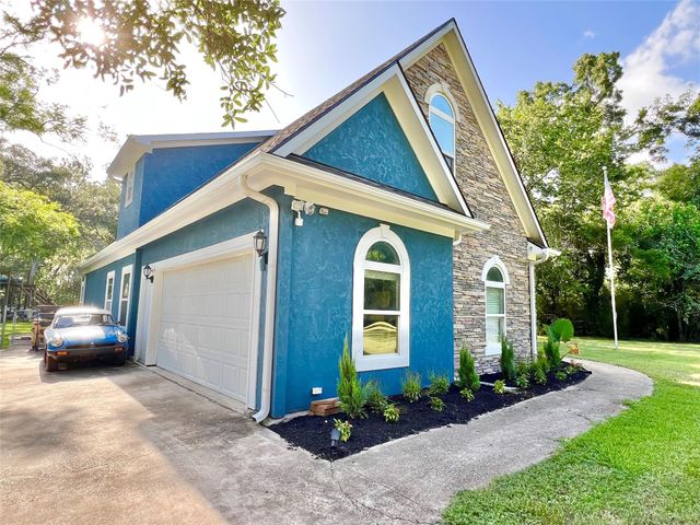 6714 Jay Road Road, Hitchcock, TX 77563