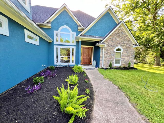 6714 Jay Road Road, Hitchcock, TX 77563