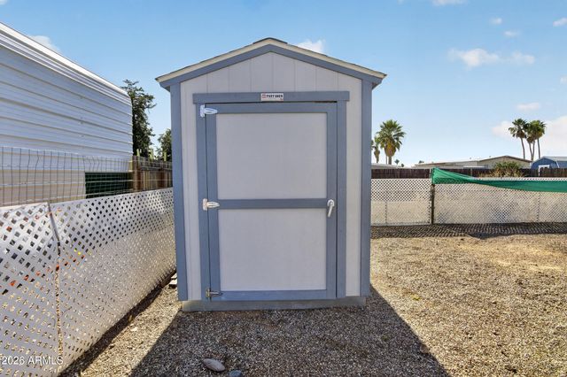 2206 S VISTA Road, Apache Junction, AZ 85119