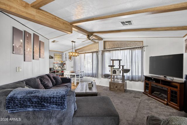 2206 S VISTA Road, Apache Junction, AZ 85119