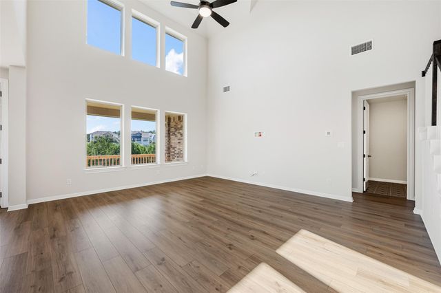208 Possumhaw LN, San Marcos, TX 78666
