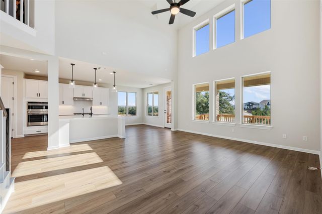 208 Possumhaw LN, San Marcos, TX 78666