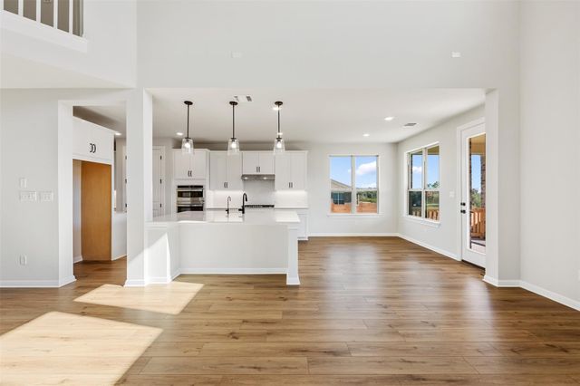 208 Possumhaw LN, San Marcos, TX 78666