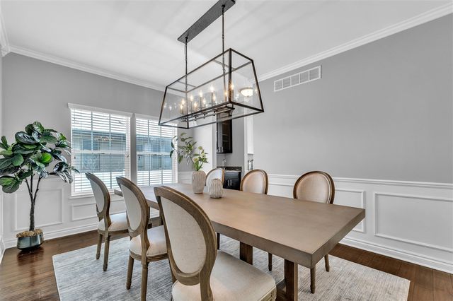 938 E 2nd Street, Royal Oak, MI 48067