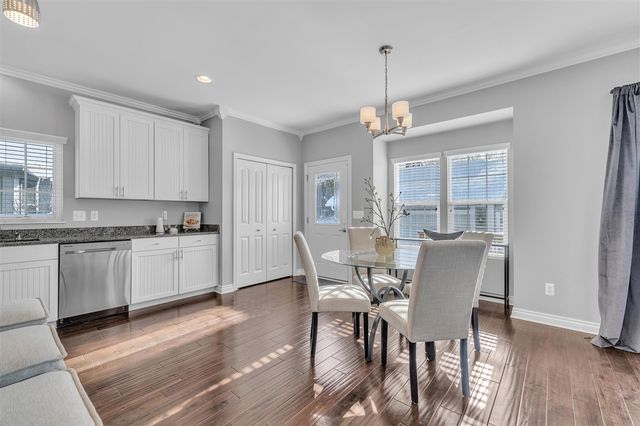 938 E 2nd Street, Royal Oak, MI 48067