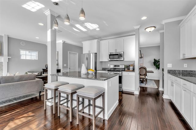 938 E 2nd Street, Royal Oak, MI 48067