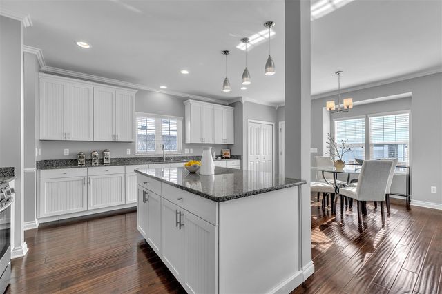 938 E 2nd Street, Royal Oak, MI 48067