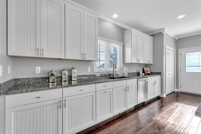 938 E 2nd Street, Royal Oak, MI 48067