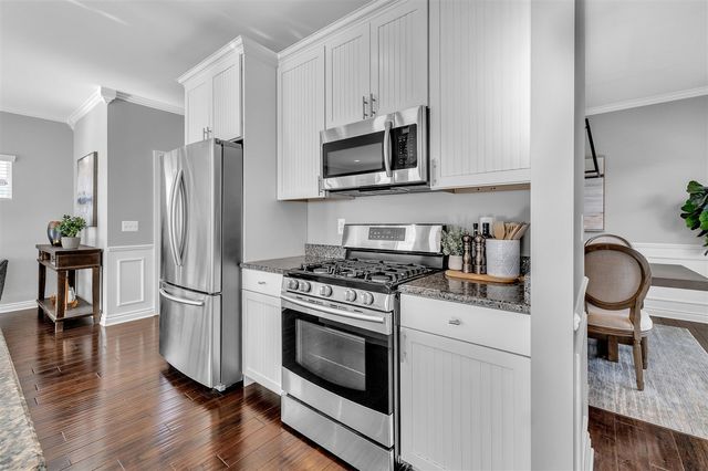 938 E 2nd Street, Royal Oak, MI 48067