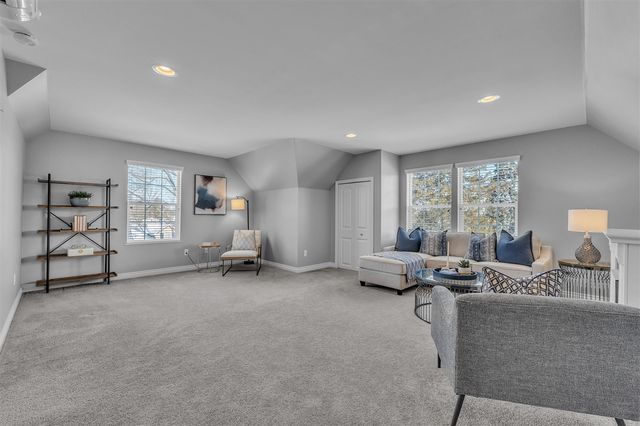 938 E 2nd Street, Royal Oak, MI 48067