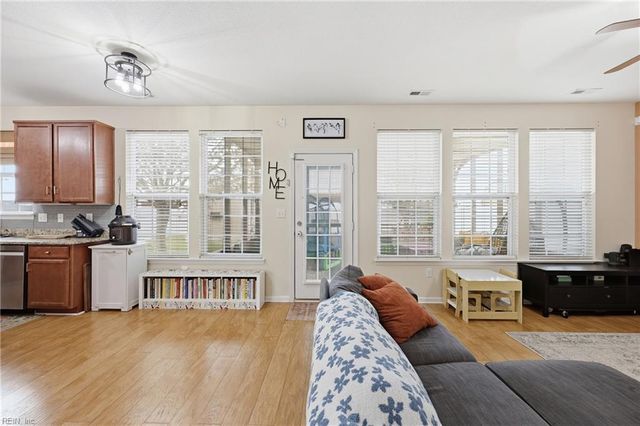 1413 Charlotte ST, Elizabeth City, NC 27909