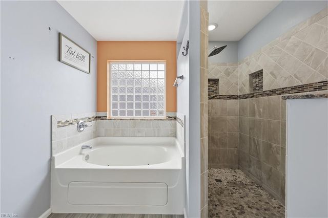 1413 Charlotte ST, Elizabeth City, NC 27909