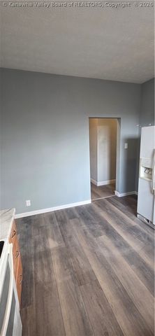 811 13th Street, Huntington, WV 25701