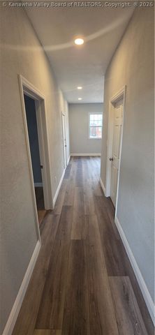 811 13th Street, Huntington, WV 25701