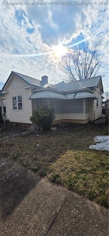 811 13th Street, Huntington, WV 25701