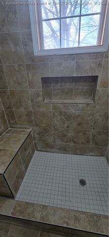 811 13th Street, Huntington, WV 25701