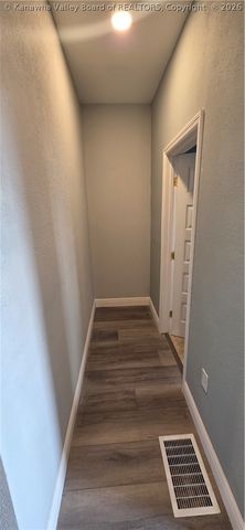 811 13th Street, Huntington, WV 25701