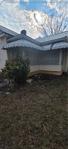 811 13th Street, Huntington, WV 25701