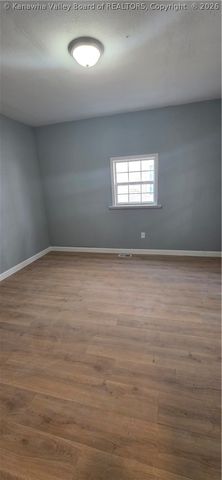 811 13th Street, Huntington, WV 25701