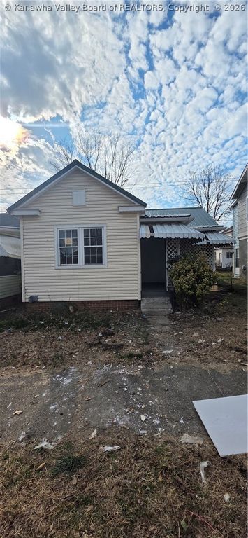 811 13th Street, Huntington, WV 25701
