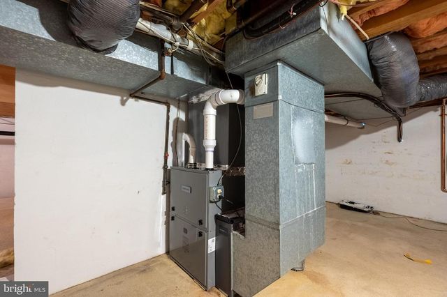 4491 E CHESTNUT AVE, Vineland, NJ 08361