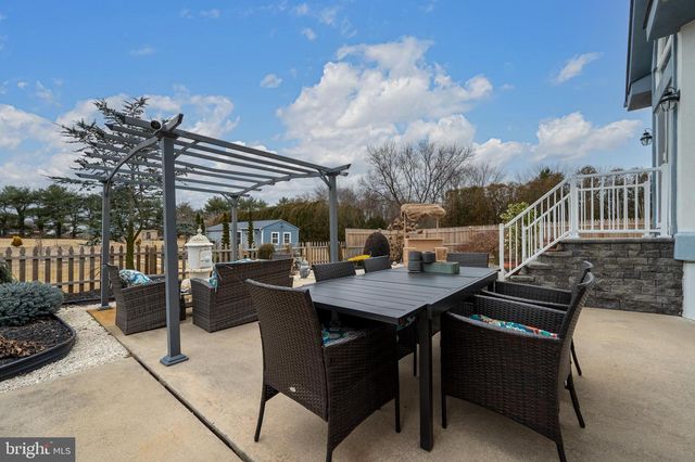 4491 E CHESTNUT AVE, Vineland, NJ 08361